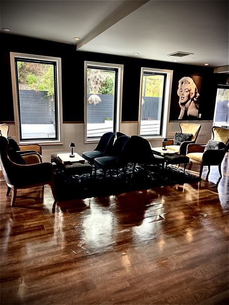 White House  Beach Club