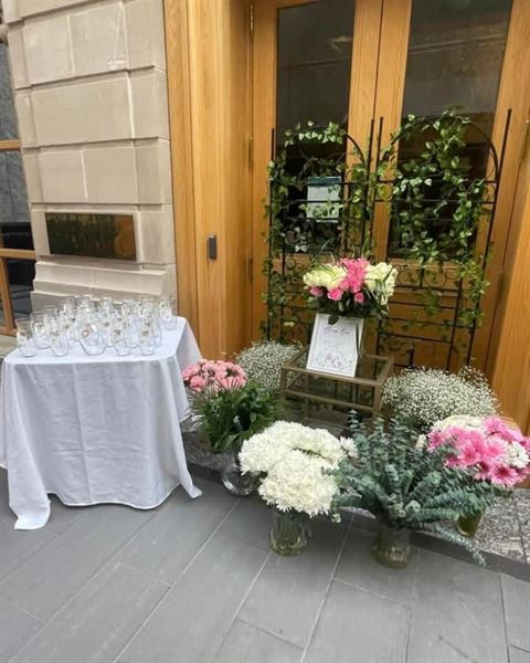 Hunger Cure Restro Bar