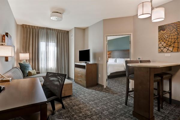 Staybridge Suites Overland Park-Kansas City Area