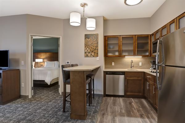 Staybridge Suites Overland Park-Kansas City Area
