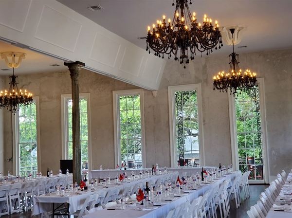 The Gallery on Magazine