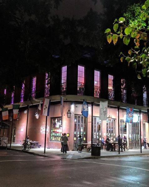 The Gallery on Magazine