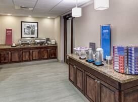 Hampton Inn & Suites Dothan