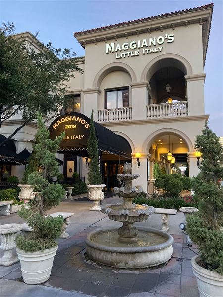 Maggiano's Little Italy Houston