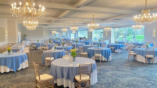 The Club at Twin Lakes