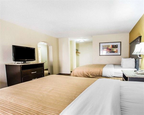 Quality Inn & Suites - Greensboro-High Point