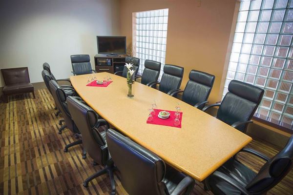 Best Western Plus InnTowner - Madison