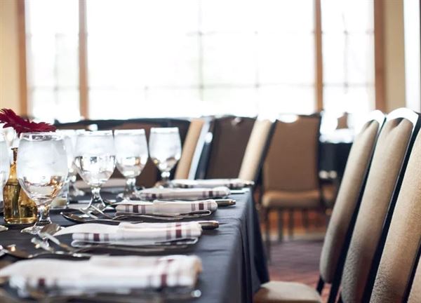 Karl's Cabin Restaurant & Banquets in Plymouth