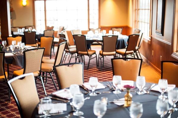 Karl's Cabin Restaurant & Banquets in Plymouth