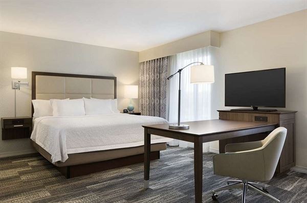 Hampton Inn & Suites Niles-Warren