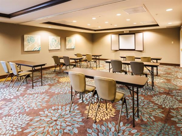 Stayrbridge Suites Toledo-Maumee