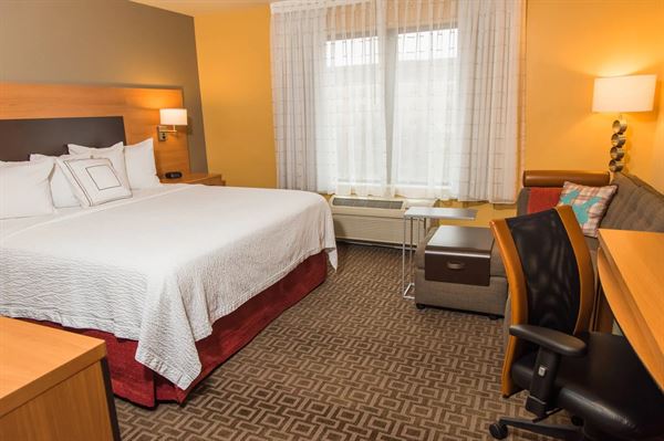 TownePlace Suites Erie