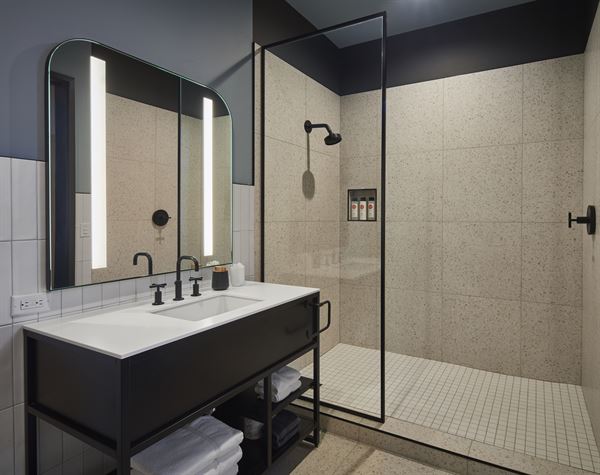 Kinn Guesthouse Milwaukee