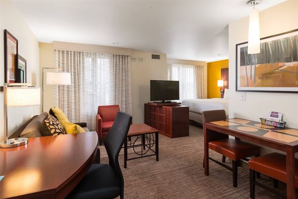 Residence Inn Springfield Old Keene Mill