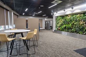 Business Lounge Floor 1