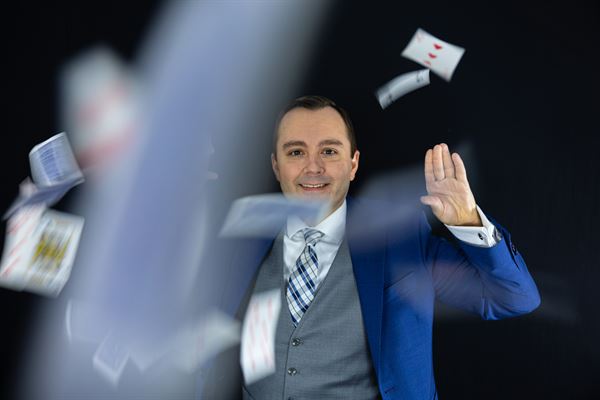 Magician Brent Kessler