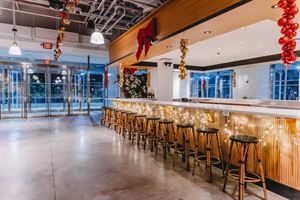 Le District - Buyout