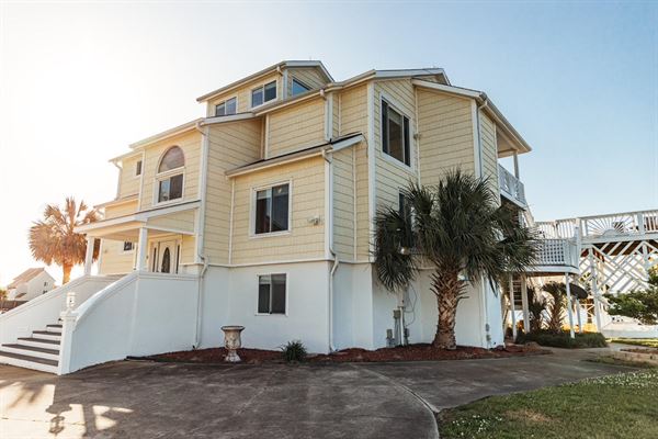 Shoreline Wedding & Event Venue