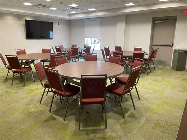 Home2 Suites by Hilton Omaha West, NE