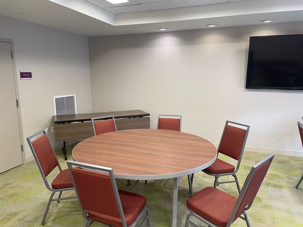 Home2 Suites by Hilton Omaha West, NE