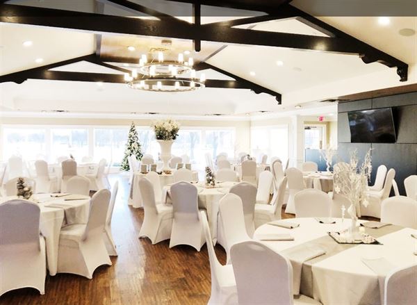 The Glass Veranda at Forest Ridge