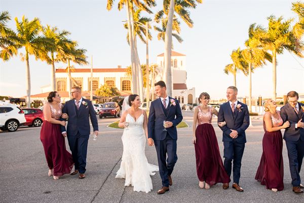 Pier 22 Restaurant, Patio & Ballroom