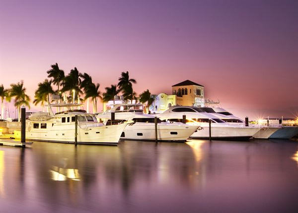 Pier 22 Restaurant, Patio & Ballroom