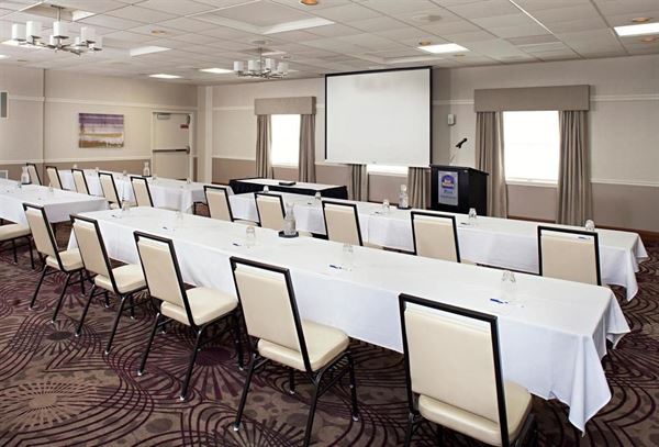 Best Western Plus - Steeplegate Inn