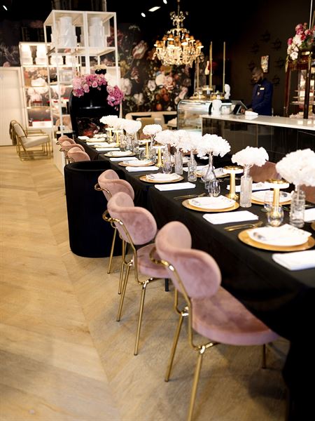 Forever Fiore Tea Lounge