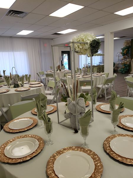 Casa Di Miranda's Venue/Miranda’s Events and Floral Designer