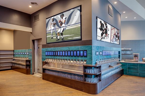 Tom's Watch Bar - LA Live