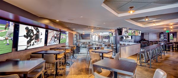 Tom's Watch Bar - LA Live