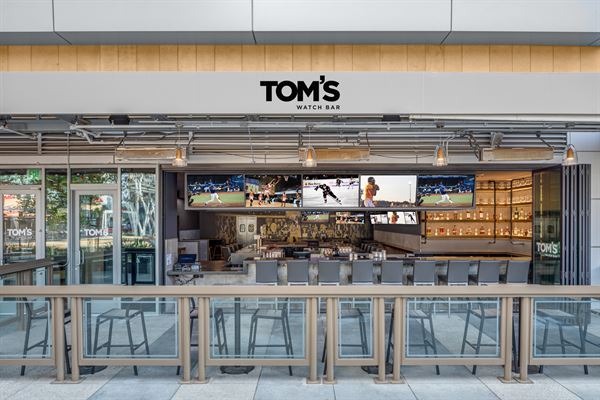 Tom's Watch Bar - LA Live