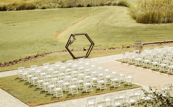 Island Grove Winery at Formosa Gardens