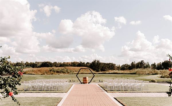 Island Grove Winery at Formosa Gardens