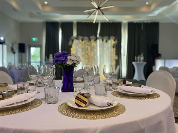 Sandman Signature Ottawa Airport Hotel