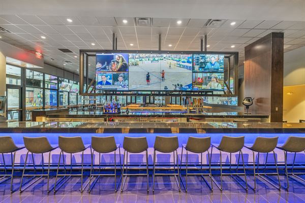 Tom's Watch Bar - Minneapolis