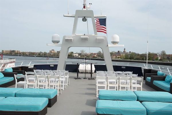 Del Rio Yacht Charter - New York Boat Cruise