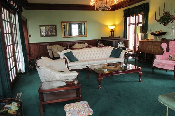 Castino Lakeview Mansion