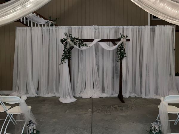 White Oak Wedding Barn
