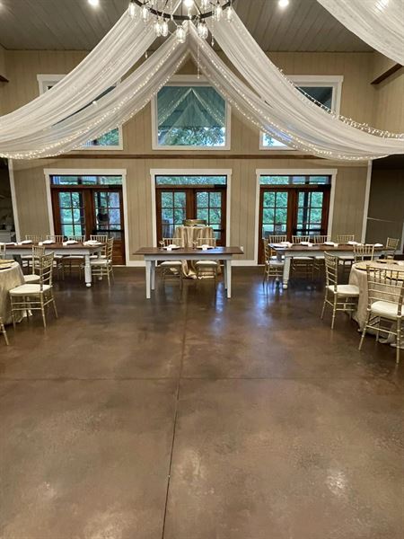 White Oak Wedding Barn