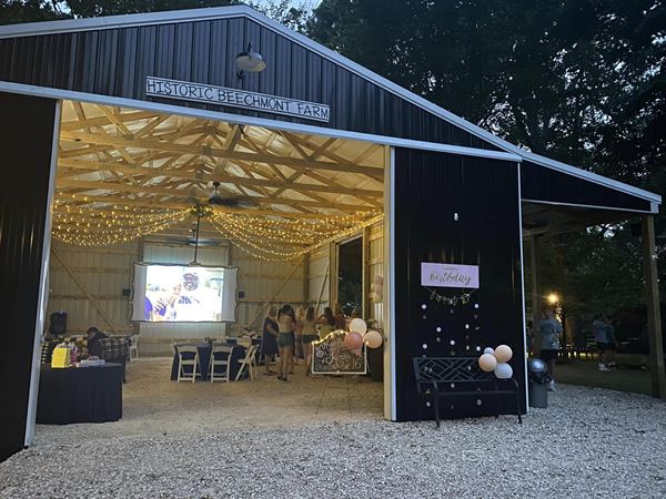 Historic Beechmont Farm