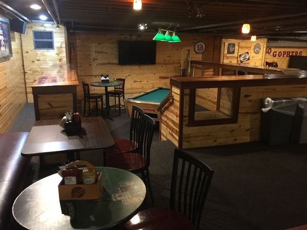 Blarney Pub And Grill