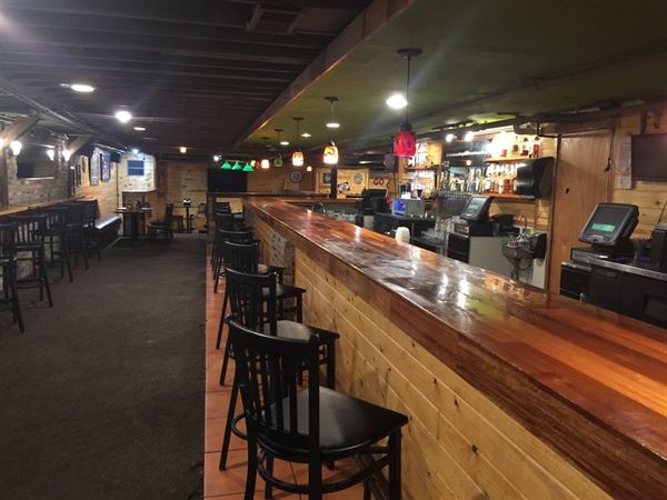 Blarney Pub And Grill