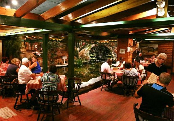 Caney Fork River Valley Grille