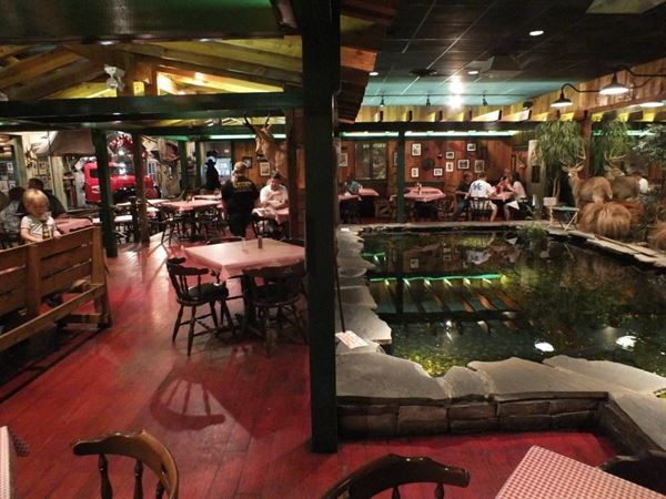 Caney Fork River Valley Grille