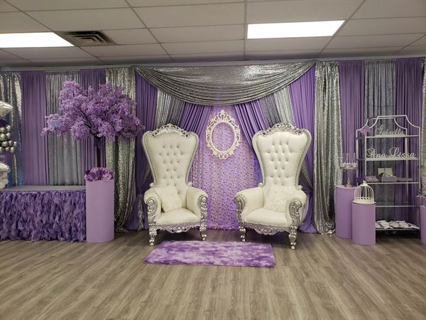 Casa Di Miranda's Venue/Miranda’s Events and Floral Designer