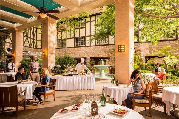 Anaheim Majestic Garden Hotel