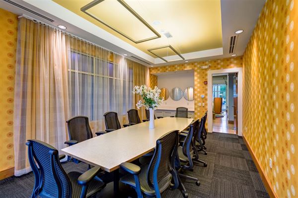 Hotel Indigo Columbus Architectural Center