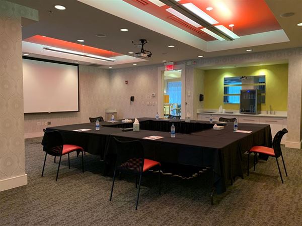 Hotel Indigo Columbus Architectural Center